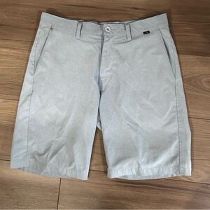 Travis Mathew Shorts Men 32 Light Blue Chino Flat Front Stretch Golf Performance